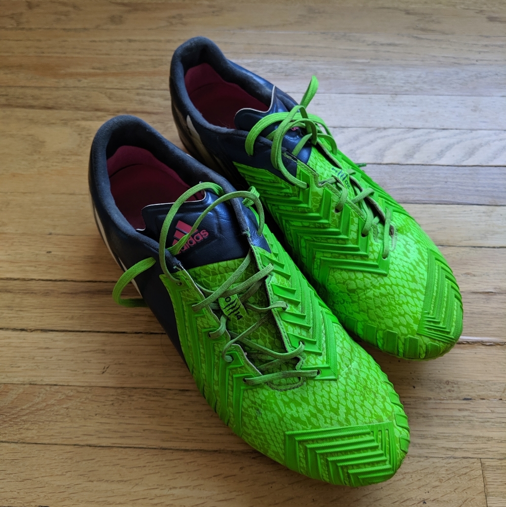 ADIDAS PREDATOR INSTINCT FG cleats
